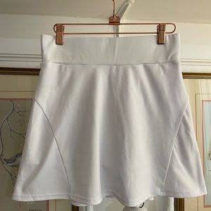 White pleated golf skirt skort size medium